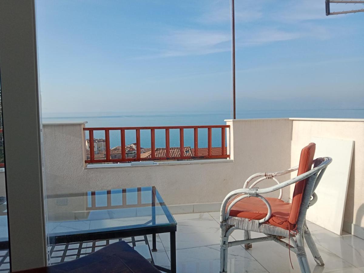 "Lo Studiolo" Apartment Пицо Екстериор снимка